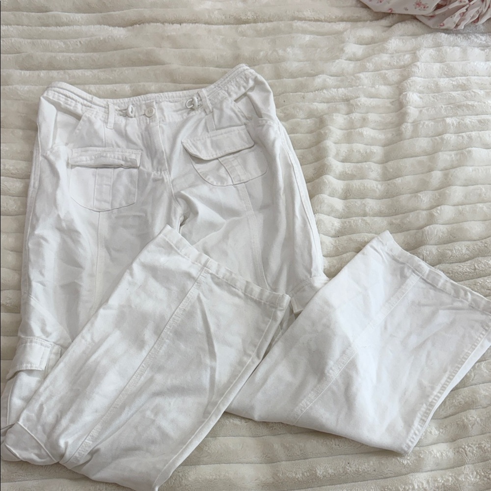 brandy melville while cargo pants